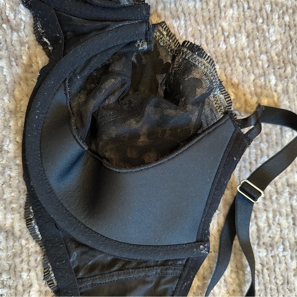 Victoria's Secret Black & Silver Dream Angels Push-Up without Padding Bra 34DDD - Picture 4 of 7